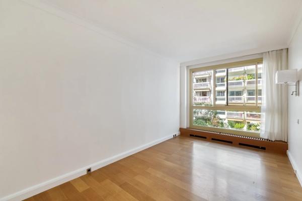 Appartement Paris 6e - RUE DU CHERCHE-MIDI / BON MARCHÉ