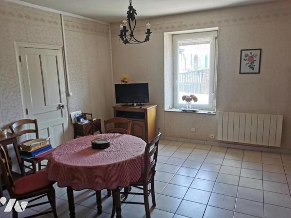 EXCLUSIVITE Centre, maison avec petite cour et jardin