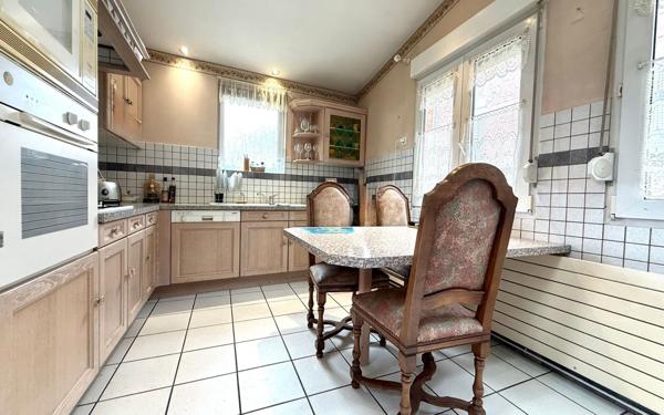 Maison à vendre    5 pièces •  Saint-Quentin