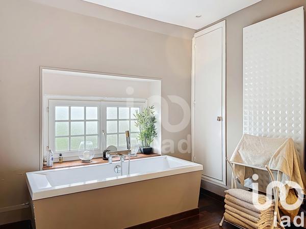 Maison à vendre 6 pièces 238 m² Thoiry