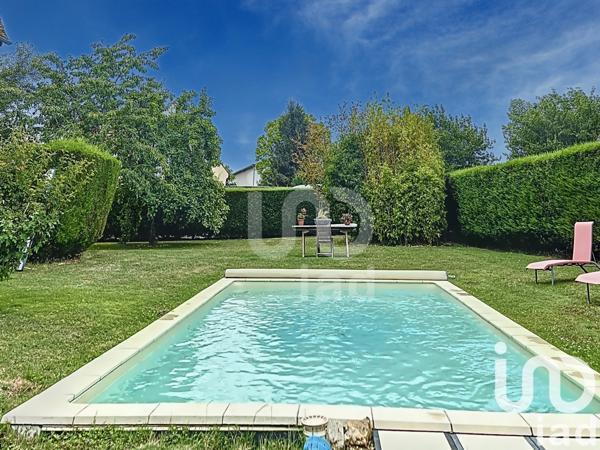 Maison à vendre 6 pièces 238 m² Thoiry