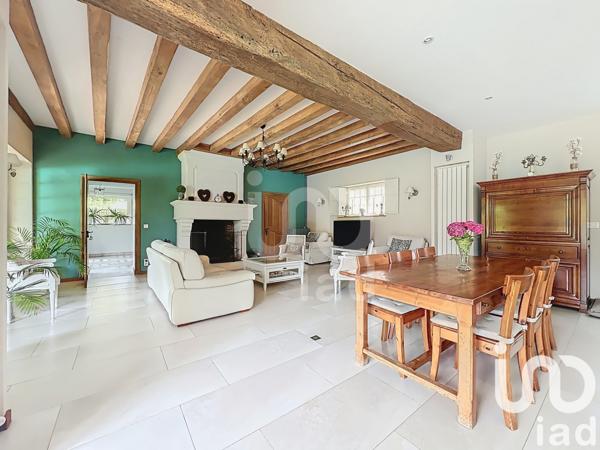 Maison à vendre 6 pièces 238 m² Thoiry