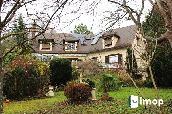 Grande Maison familiale de 8 pièces – 5 chambres – Terrain arboré