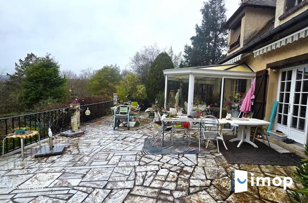 Grande Maison familiale de 8 pièces – 5 chambres – Terrain arboré