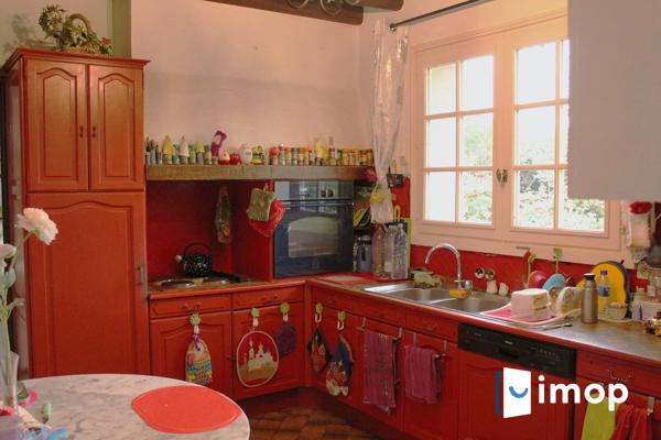 Grande Maison familiale de 8 pièces – 5 chambres – Terrain arboré