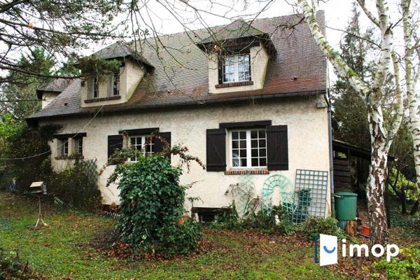 Grande Maison familiale de 8 pièces – 5 chambres – Terrain arboré