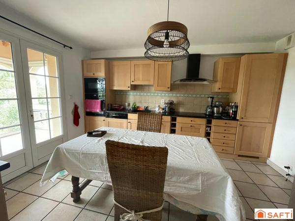 Maison T5 avec studio indépendant de 172 m2