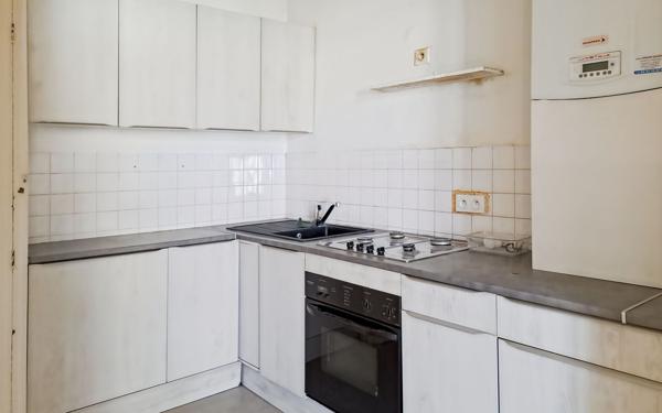 Appartement à vendre    4 pièces • 68,44 m2 Laragne-Montéglin