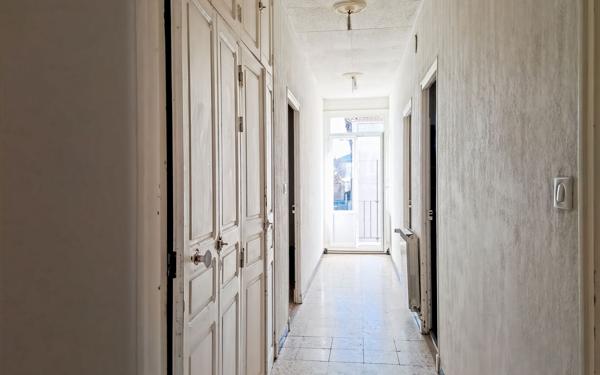Appartement à vendre    4 pièces • 68,44 m2 Laragne-Montéglin