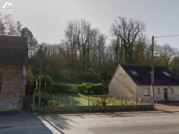 ST POL SUR TERNOISE

Terrain à bâtir, d'une surface de 1765 m² avec 15 m de façade.

Prix :...