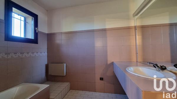 Maison d’architecte 5 pièces de 142 m² à Rieumes (31370)