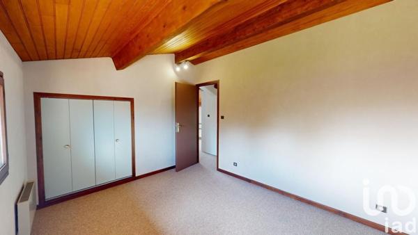 Maison d’architecte 5 pièces de 142 m² à Rieumes (31370)