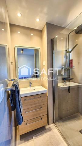 Appartement/villa entièrement rénovée - stationnements - plage à pied