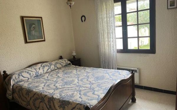 Maison à vendre    5 pièces •  Remoulins