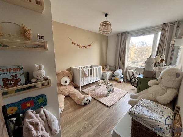 Appartement 4 pièce(s) 3 chambre(s) 74.74 m²