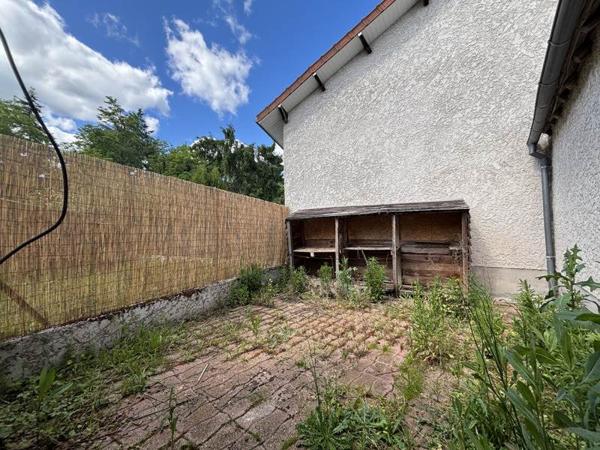 Maison à louer 520 € CC Foëcy 2 p 47 m² DPE D