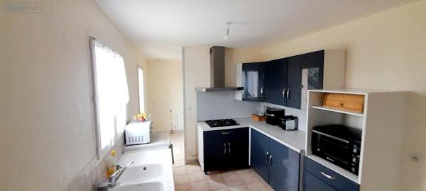 Maison à vendre à Sablé-sur-Sarthe dans la Sarthe (72300), ref : 72133-082