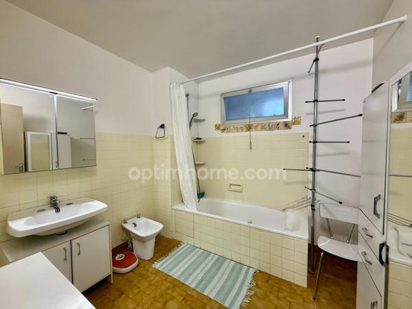 Appartement meublé 3 pièces - Résidence de standing avec piscine et tennis à Vallauris (06)