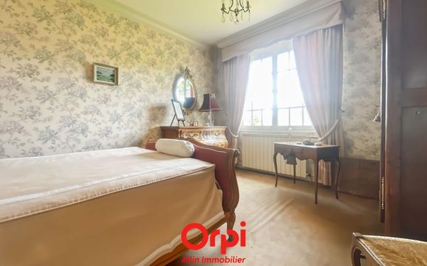 Maison à vendre    5 pièces • 140 m2 Montluçon