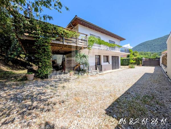Maison Vif 6 pièce(s) 153 m2