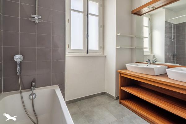 Appartement à louer |  Bordeaux |  4 pièces | 82 m²