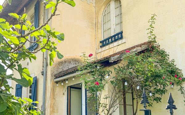 Maison à vendre    5 pièces • 137,84 m2 Pau