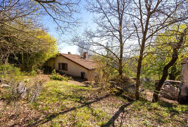 Propriété de caractère sur 2790 m² de terrain
