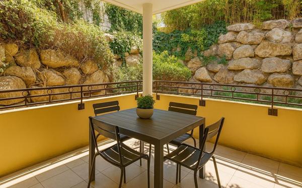 Appartement à vendre    4 pièces • 80,69 m2 Mèze