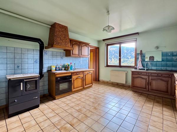 Maison - 5 pièces - 174 m²