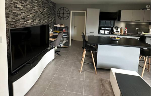 Appartement T2 avec jardin de 103 m2 - Cranves Sales