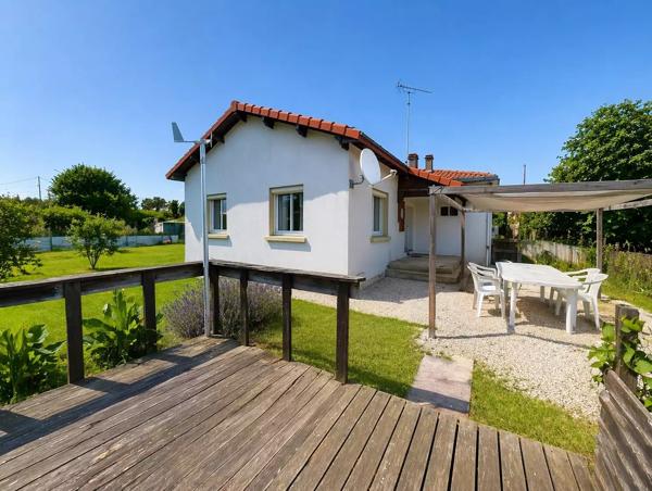Maison avec second espace indépendant à 1 km de la mer