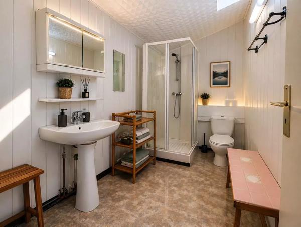 Maison avec second espace indépendant à 1 km de la mer