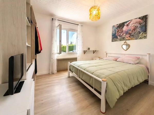 Maison avec second espace indépendant à 1 km de la mer