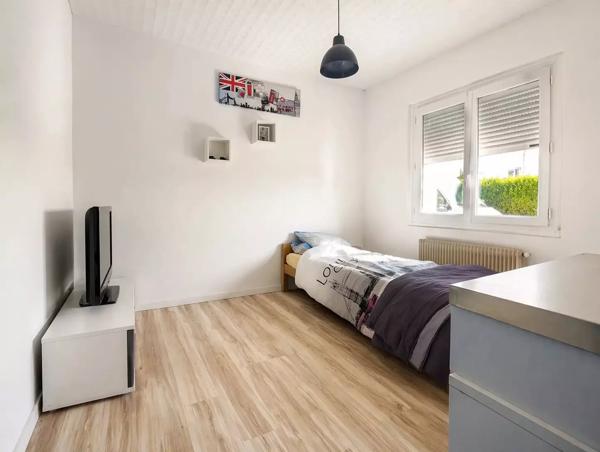 Maison avec second espace indépendant à 1 km de la mer