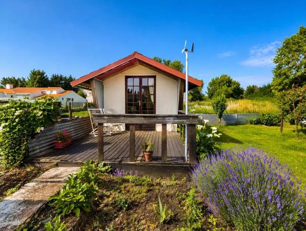 Maison avec second espace indépendant à 1 km de la mer