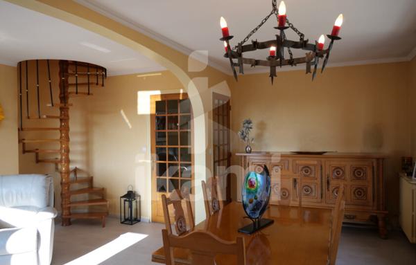 Maison de 181 m2 à Saint-Marcellin, à proximité de Chatte, Saint-Vérand, Saint-Sauveur