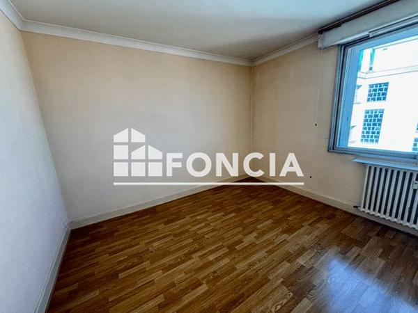 À vendre Appartement 3 pièces 76.65 m² - Niort 79000