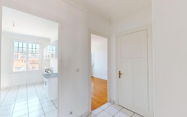 Appartement à vendre    3 pièces • 90 m2 Saint-Étienne