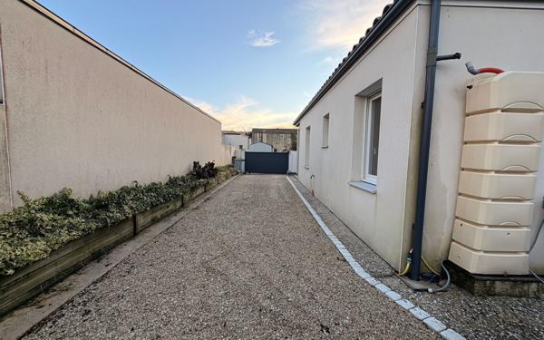 Maison à vendre    3 pièces •  Aigrefeuille-d'Aunis