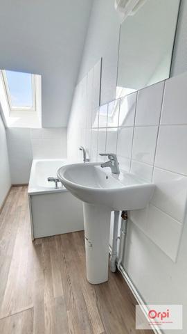 Appartement à louer  2 pièces • 38,14 m2 Montmarault