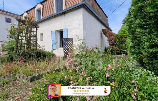 GRANDE MAISON DE VILLE PROCHE TOUTES COMMODITES