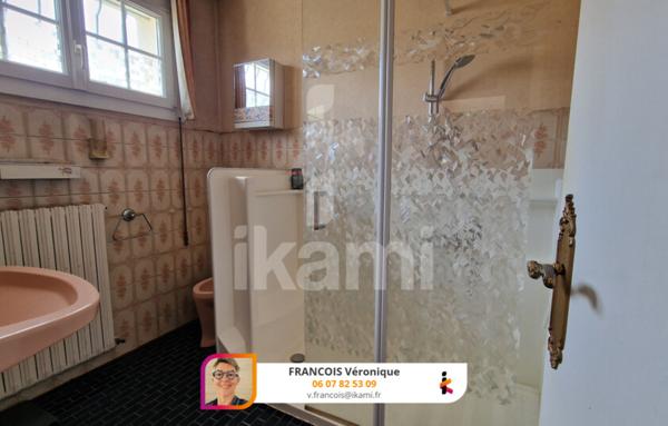 GRANDE MAISON DE VILLE PROCHE TOUTES COMMODITES