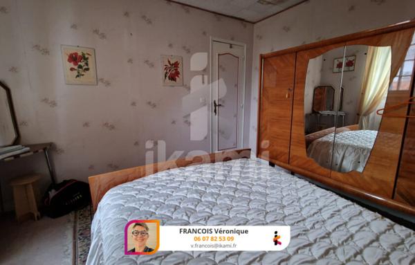 GRANDE MAISON DE VILLE PROCHE TOUTES COMMODITES