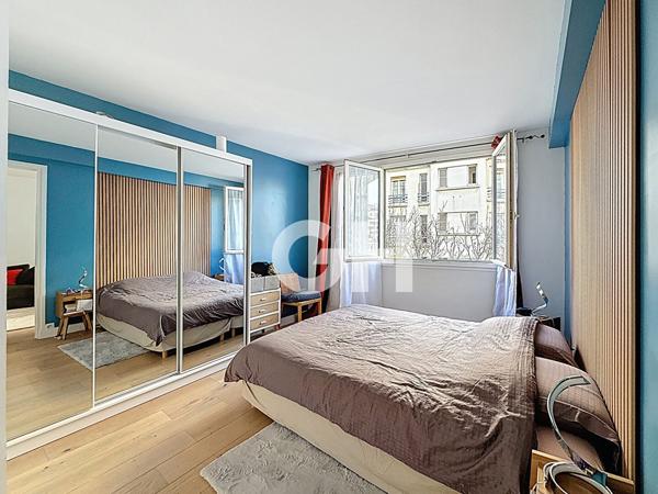Appartement Paris 3 pièce(s) 56.43 m2