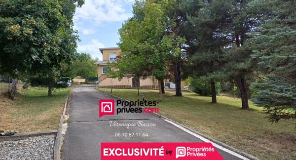 Maison 7 pièces de 137 m2 sur un terrain de 6391m2