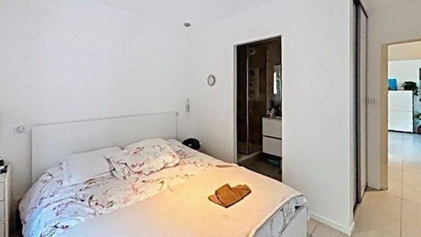 Maison avec 4 chambres à 1,5 km. De Santa Lucia.