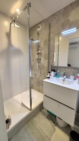 Maison avec 4 chambres à 1,5 km. De Santa Lucia.