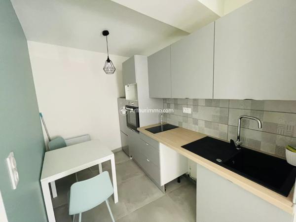 Location Appartement 1 pièces 20 m2 à Millau