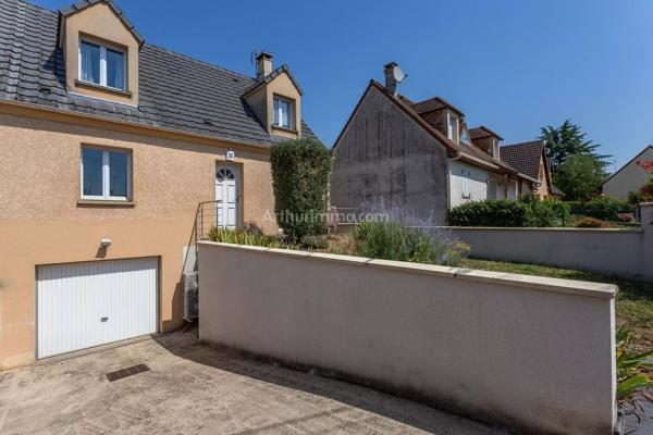 Vente                                                      Maison
                        
                     6 pièces                      100 m2                     à Montlhéry
