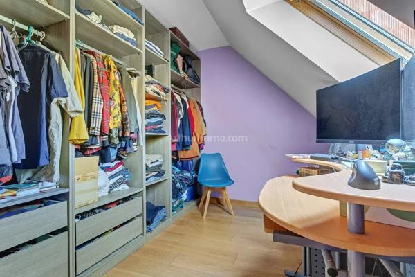 Vente                                                      Maison
                        
                     6 pièces                      100 m2                     à Montlhéry